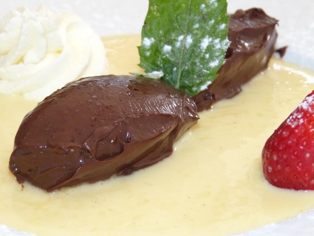 Hotel Restaurant "Le Relais" Courtenay  Εξωτερικό φωτογραφία