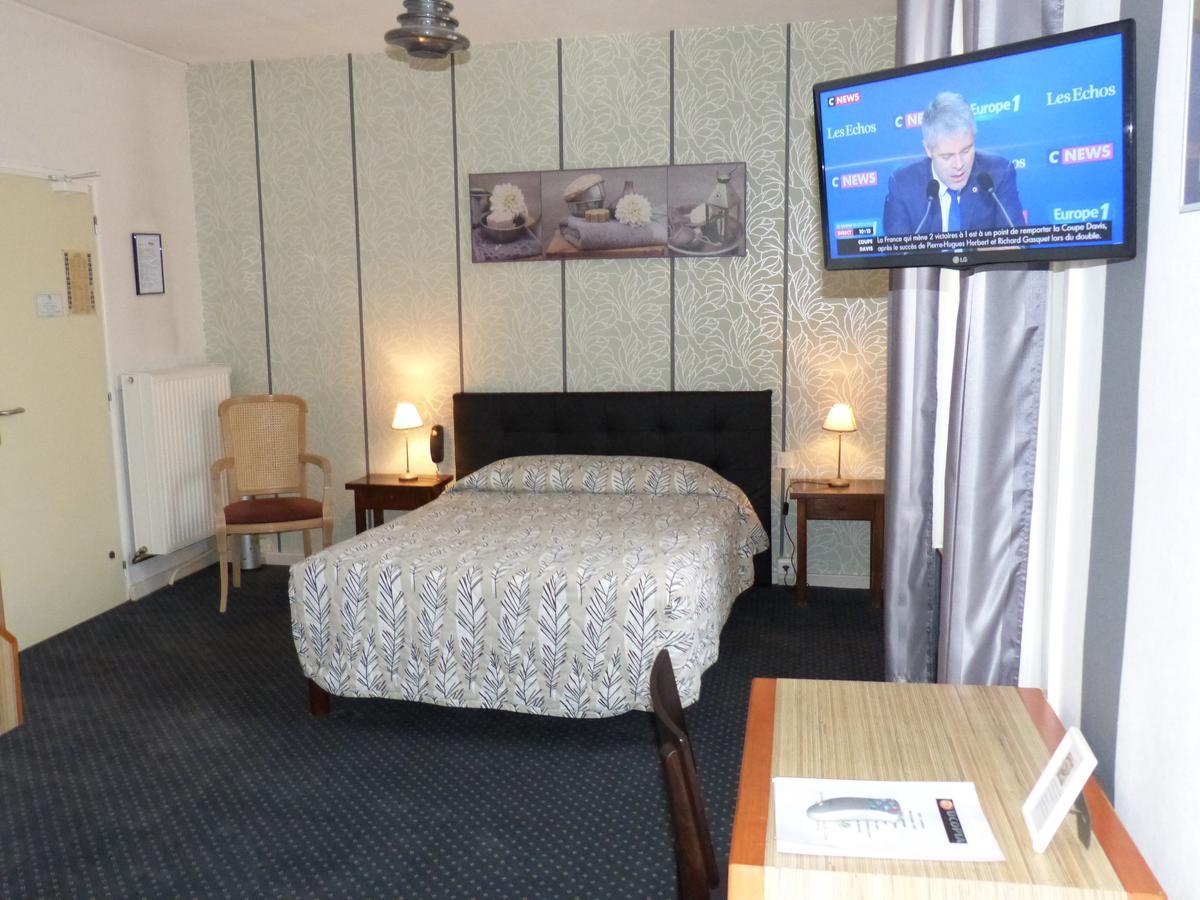 Hotel Restaurant "Le Relais" Courtenay  Εξωτερικό φωτογραφία