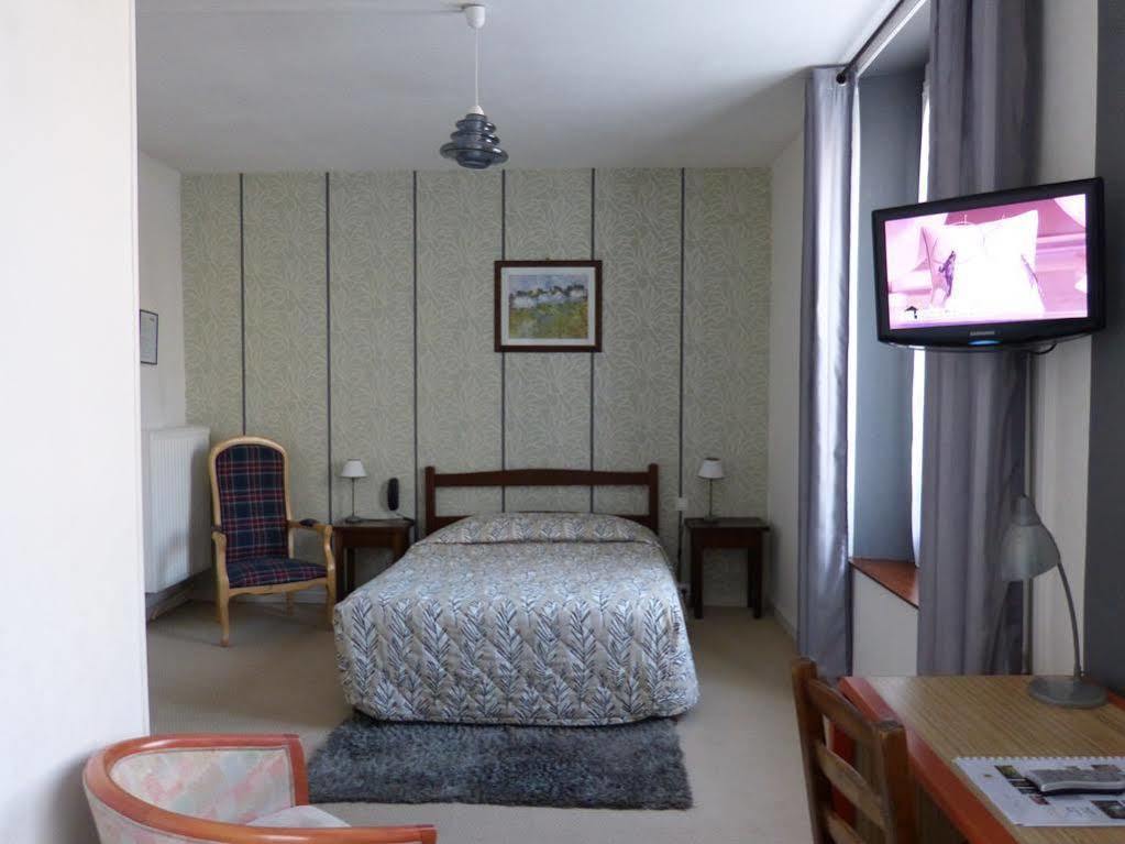 Hotel Restaurant "Le Relais" Courtenay  Εξωτερικό φωτογραφία